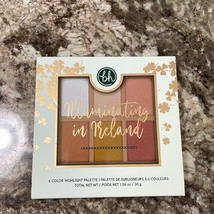 BH Cosmetics Illuminating in Ireland Highlighter Pallet
